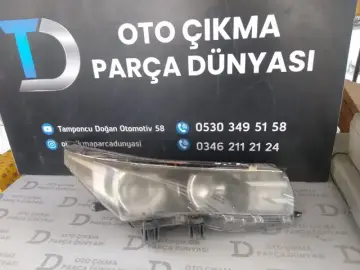Toyota Corolla Sağ Far (13-17)