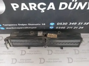 Opel Astra J Panjur Arka Reflektörü