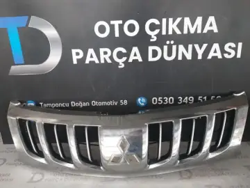 Mitsubishi L200 Ön Panjur (15-18)