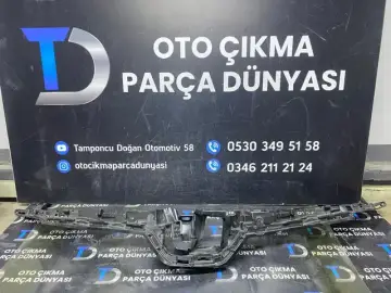 Toyota Corolla Ön Panjur Arası Braket [2019-2025]
