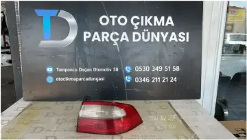 Renault Laguna 2001-2007 Sağ Dış Stop