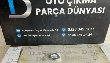 Peugeout 3008 Çeki Demir Kapağı Sıfır