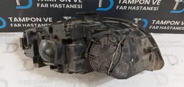 Audi A4 Sağ Ön Far (04-08)
